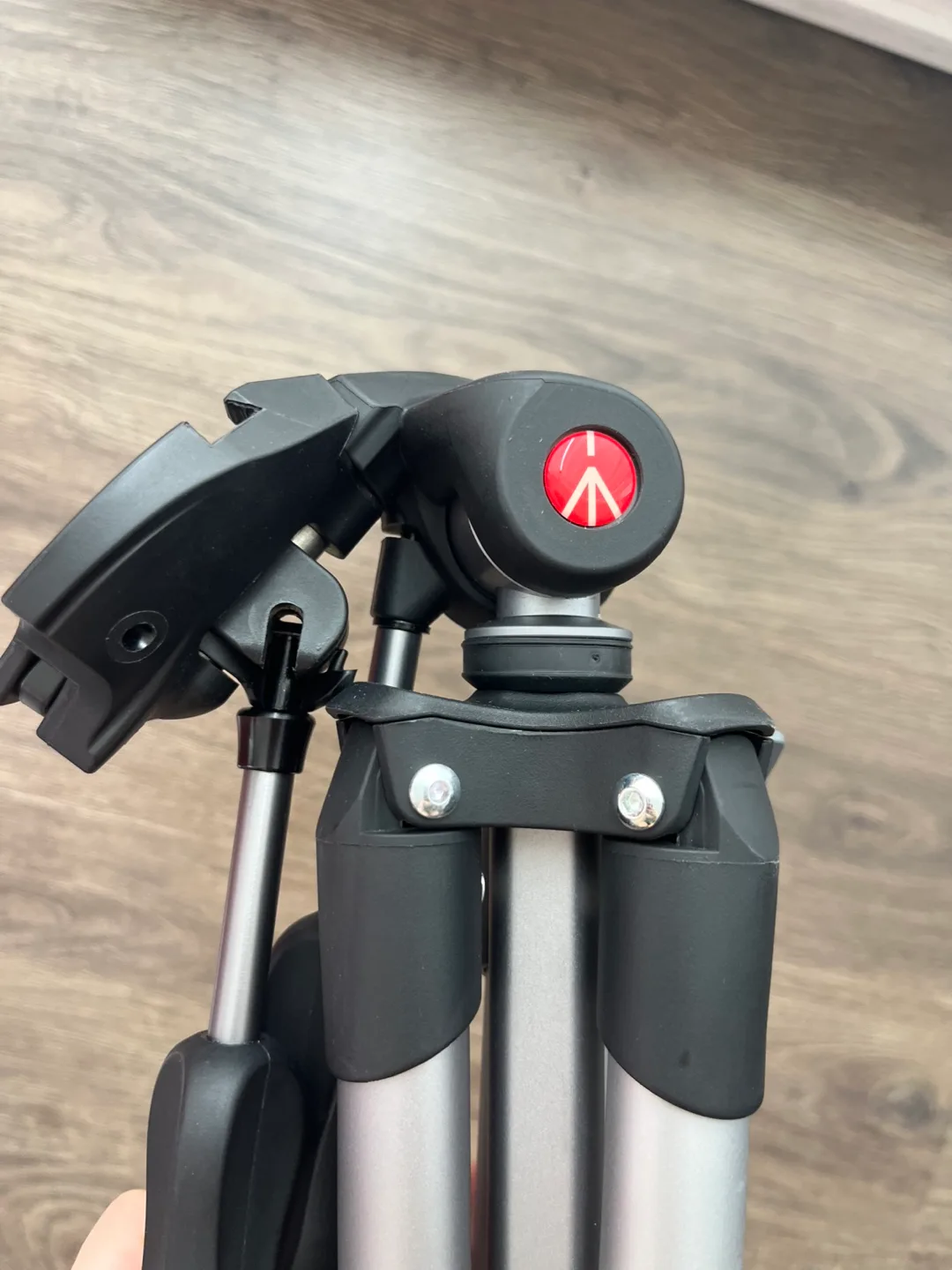 Manfrotto Compact Advanced Tripod image indicator(7)