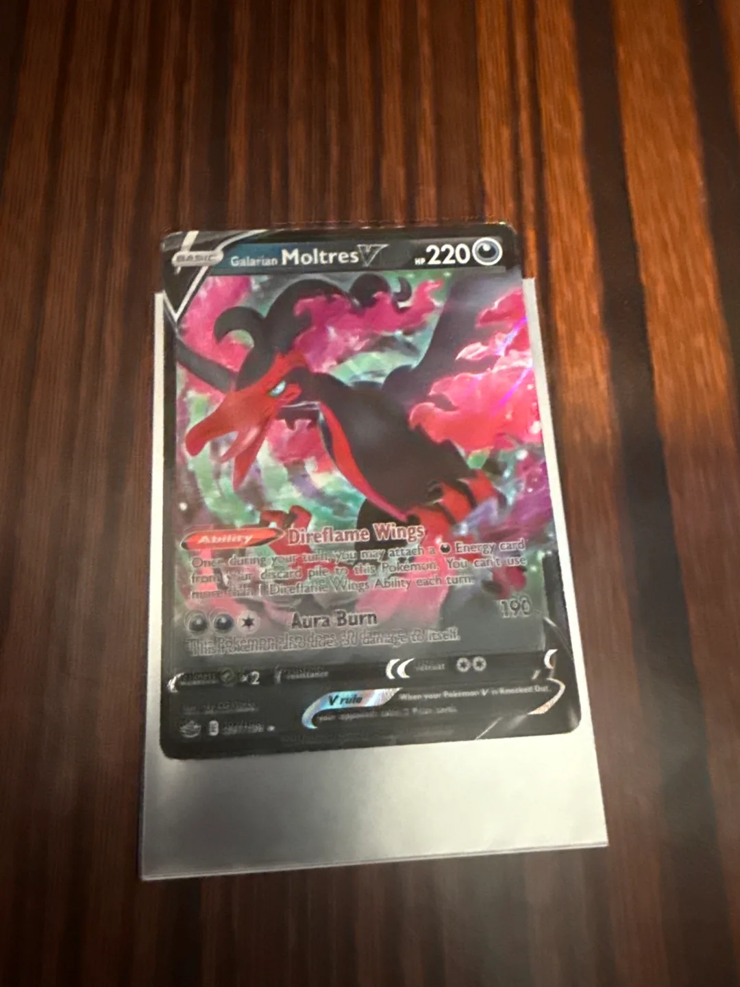 Galarian Moltres V Pokemon Card thumbnail