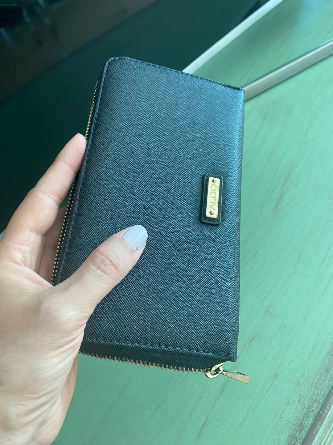 ALDO Wallet thumbnail