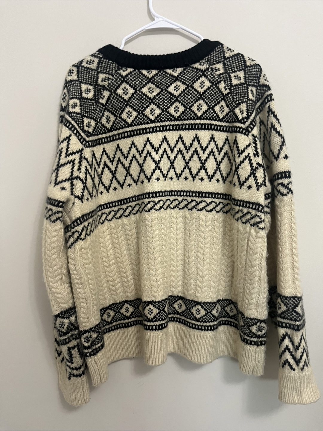 Joe Fresh Sweater - Size XL - photo 2