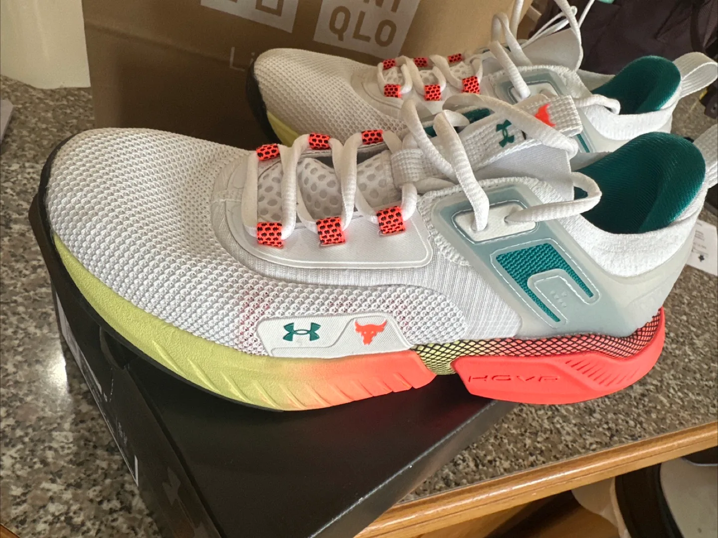 Under Armour Project Rock 5 White, Size 8 image indicator(2)