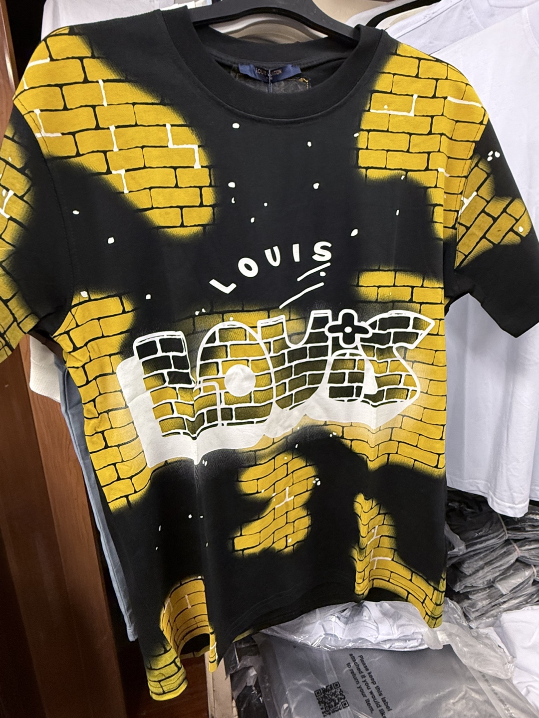 Men T shirt