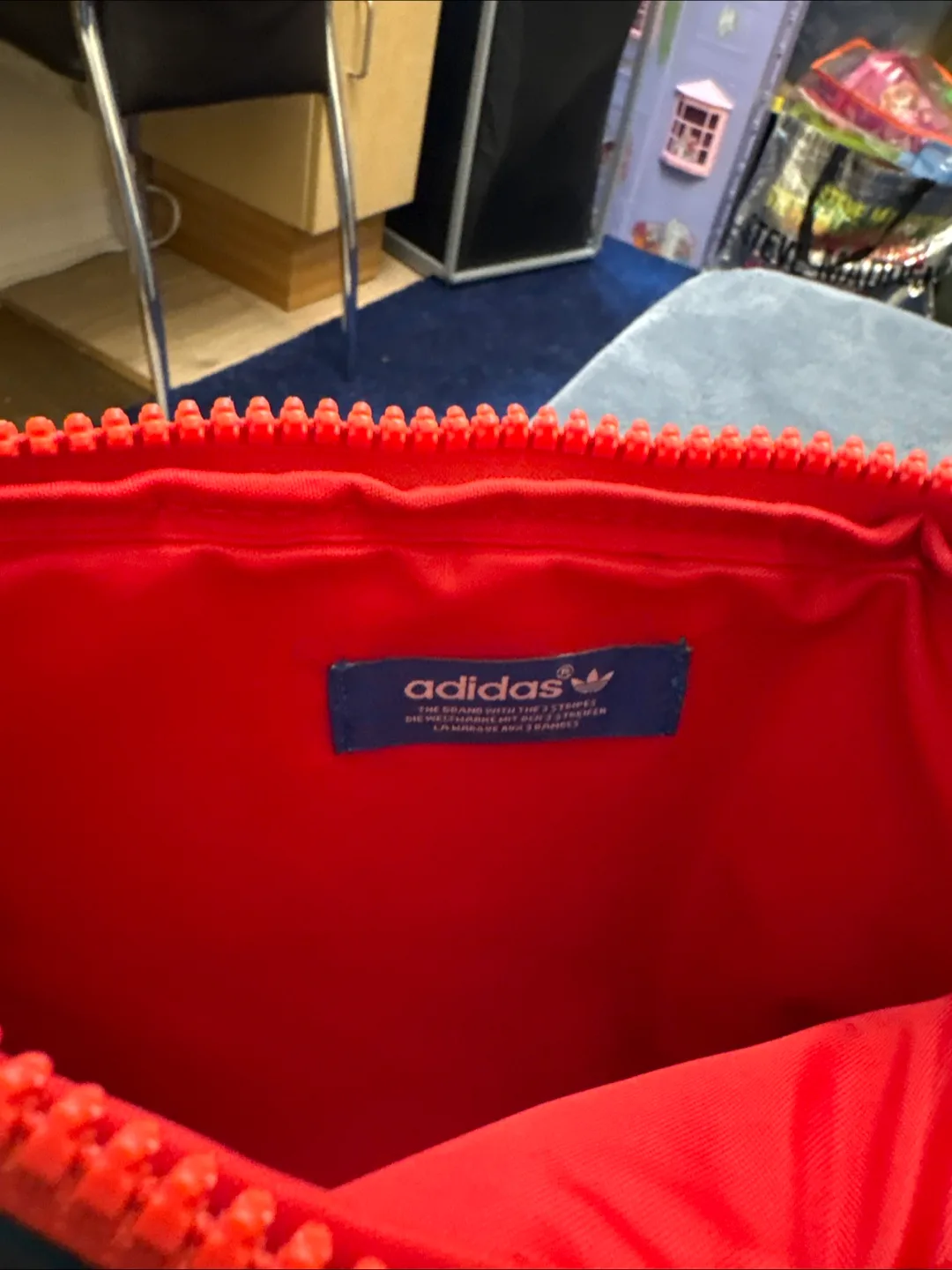 Adidas Pouch - Black & Red image indicator(3)