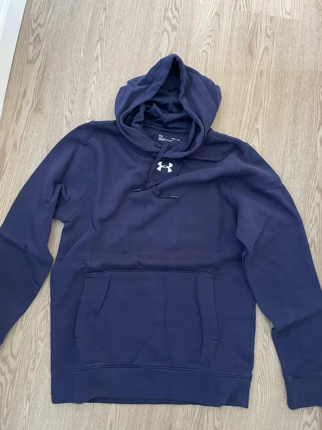 Under Armour Hoodie - Size Small thumbnail