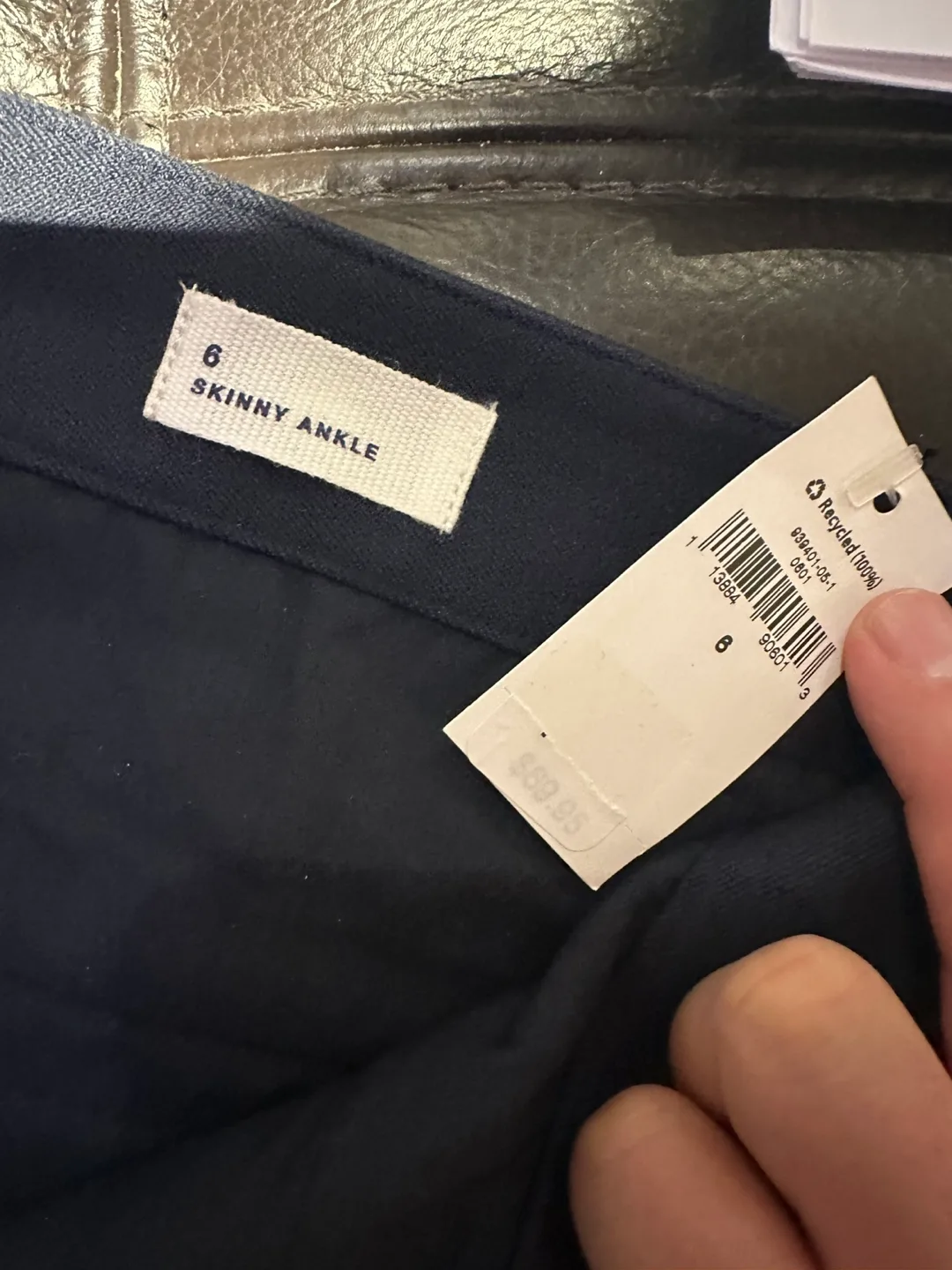 GAP Skinny Ankle Pants - Size 6 image indicator(2)