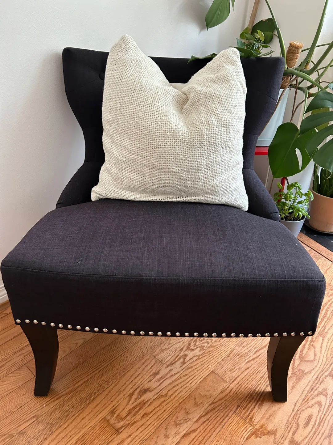 BEAUTIFUL Accent Chair - Black thumbnail