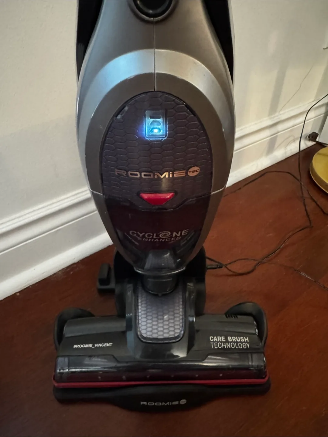 Roomie Tec Vincent SlimVac Upright Vacuum thumbnail