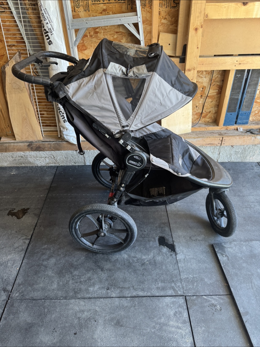 Baby Jogger Summit X3 Stroller - photo 4