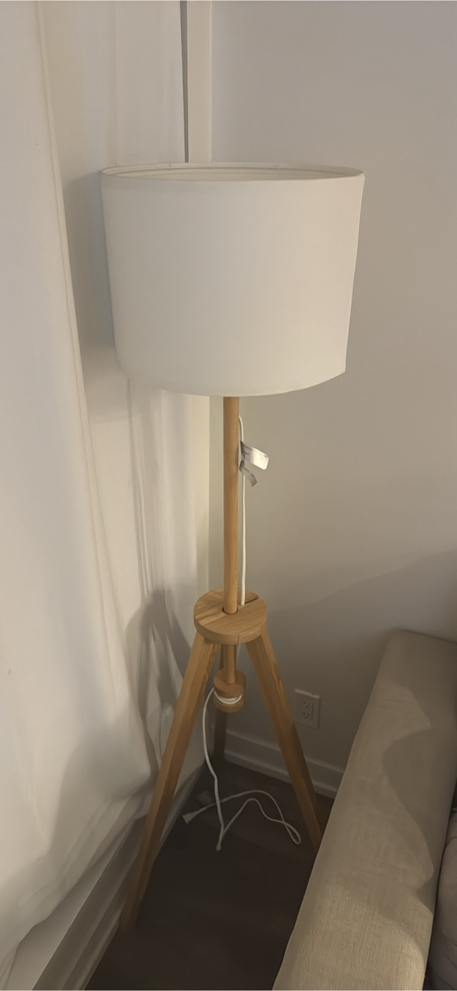 Tripod Floor Lamp - White Shade, Wood Base ikea - photo 2