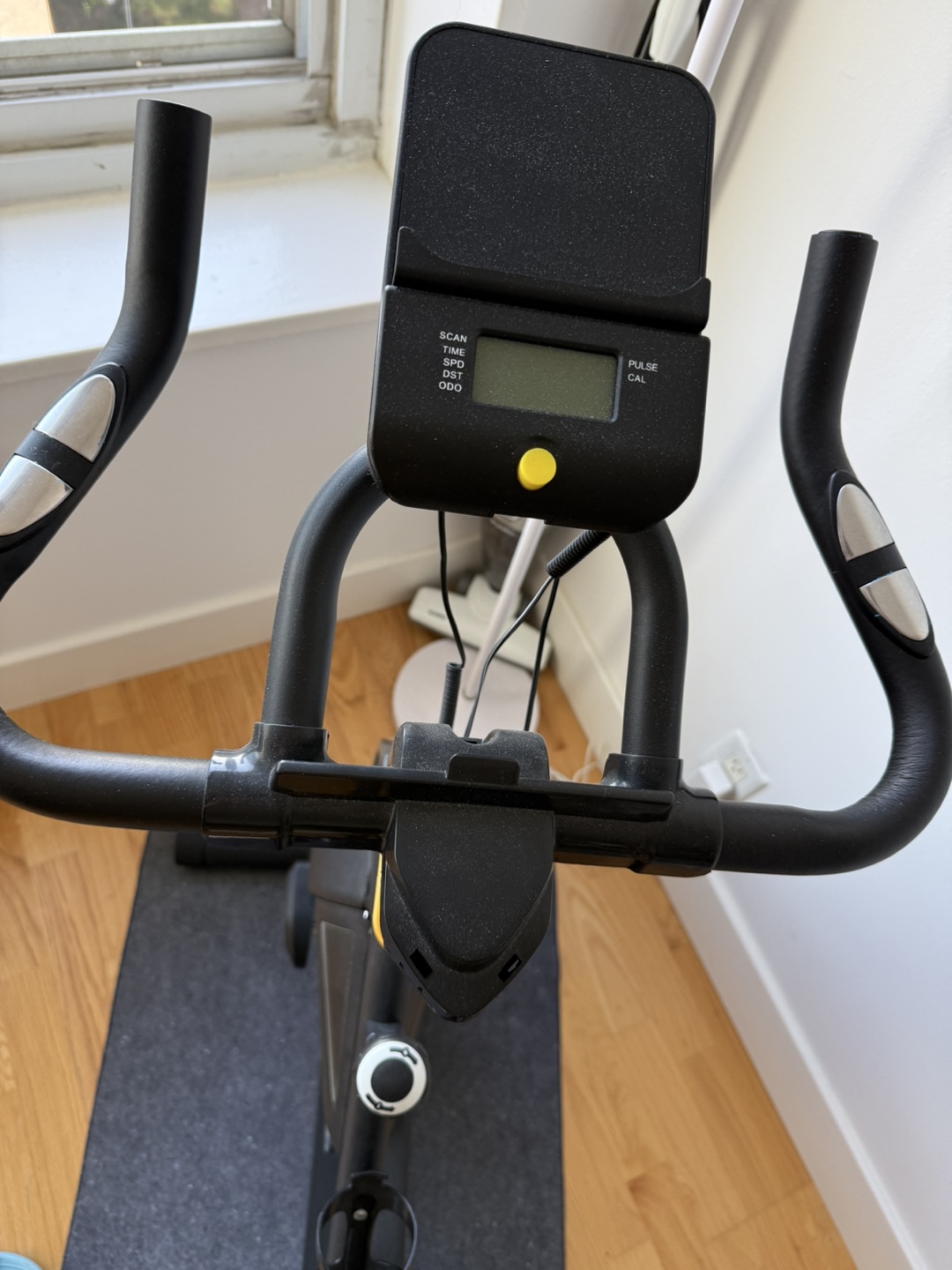Exercise Bike - Great Condition - photo 3