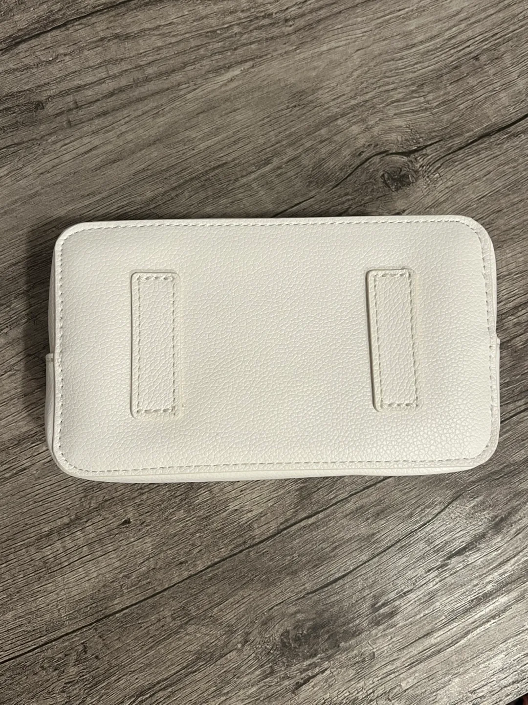 Shiseido White Cosmetic Pouch image indicator(3)