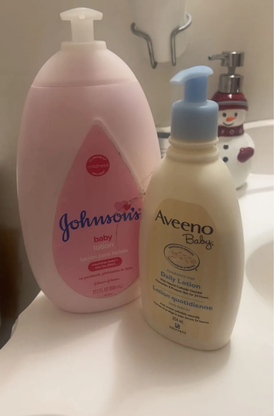 Johnson's & Aveeno Baby Lotion Set thumbnail