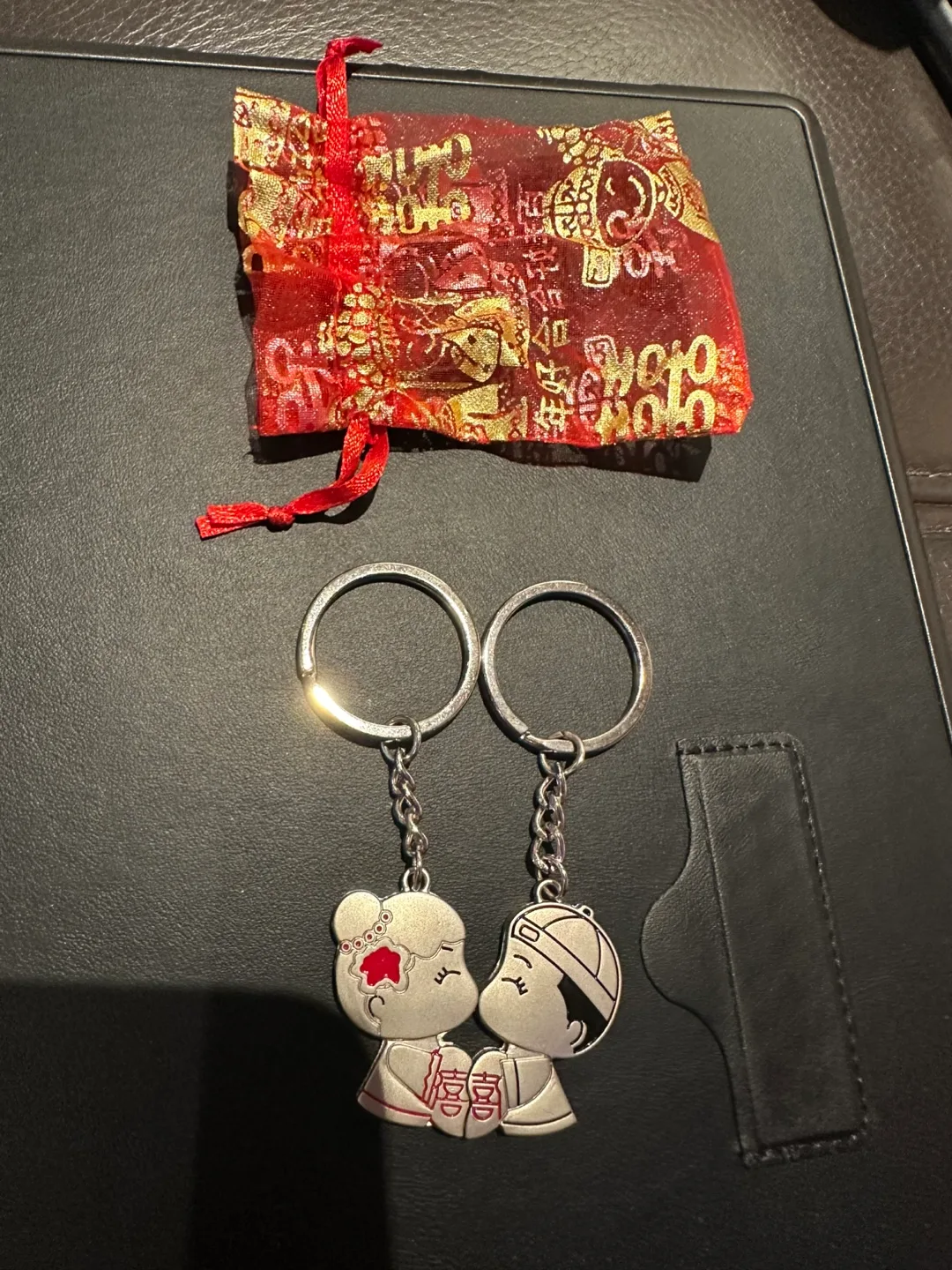 Couple Keychain Set with Red Pouch (Chinese married keychain) thumbnail