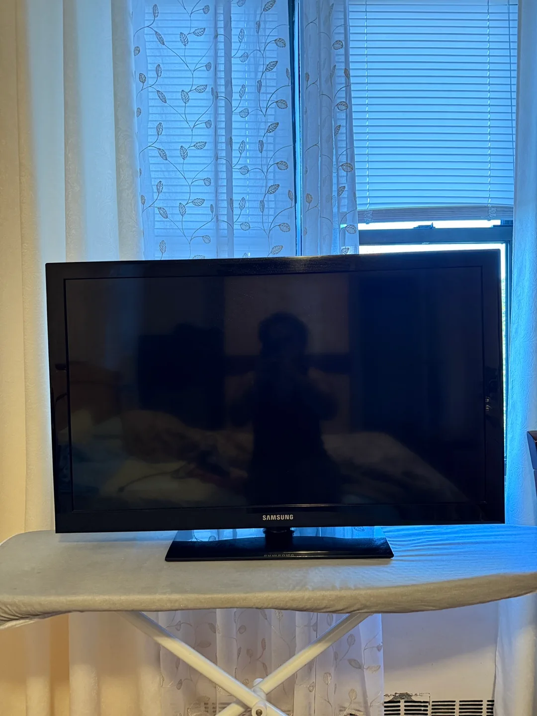 Samsung LN46E550F7F 46” Plasma HDTV �– Full HD 1080p thumbnail
