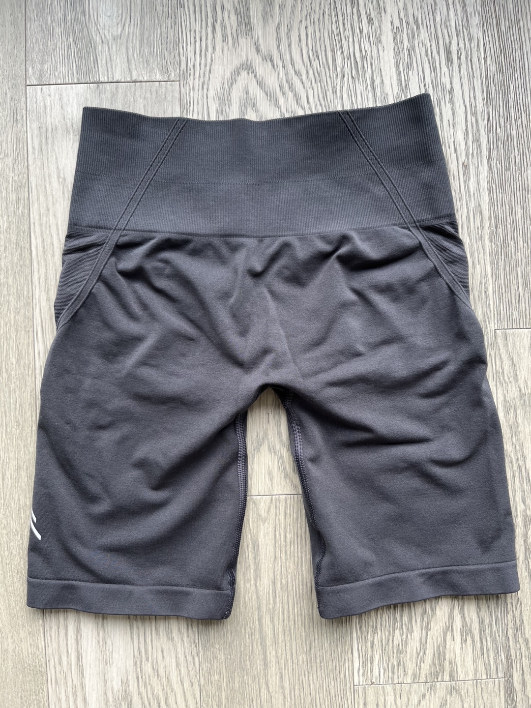 Oner Effortless Seamless Shorts (Coal, Small)