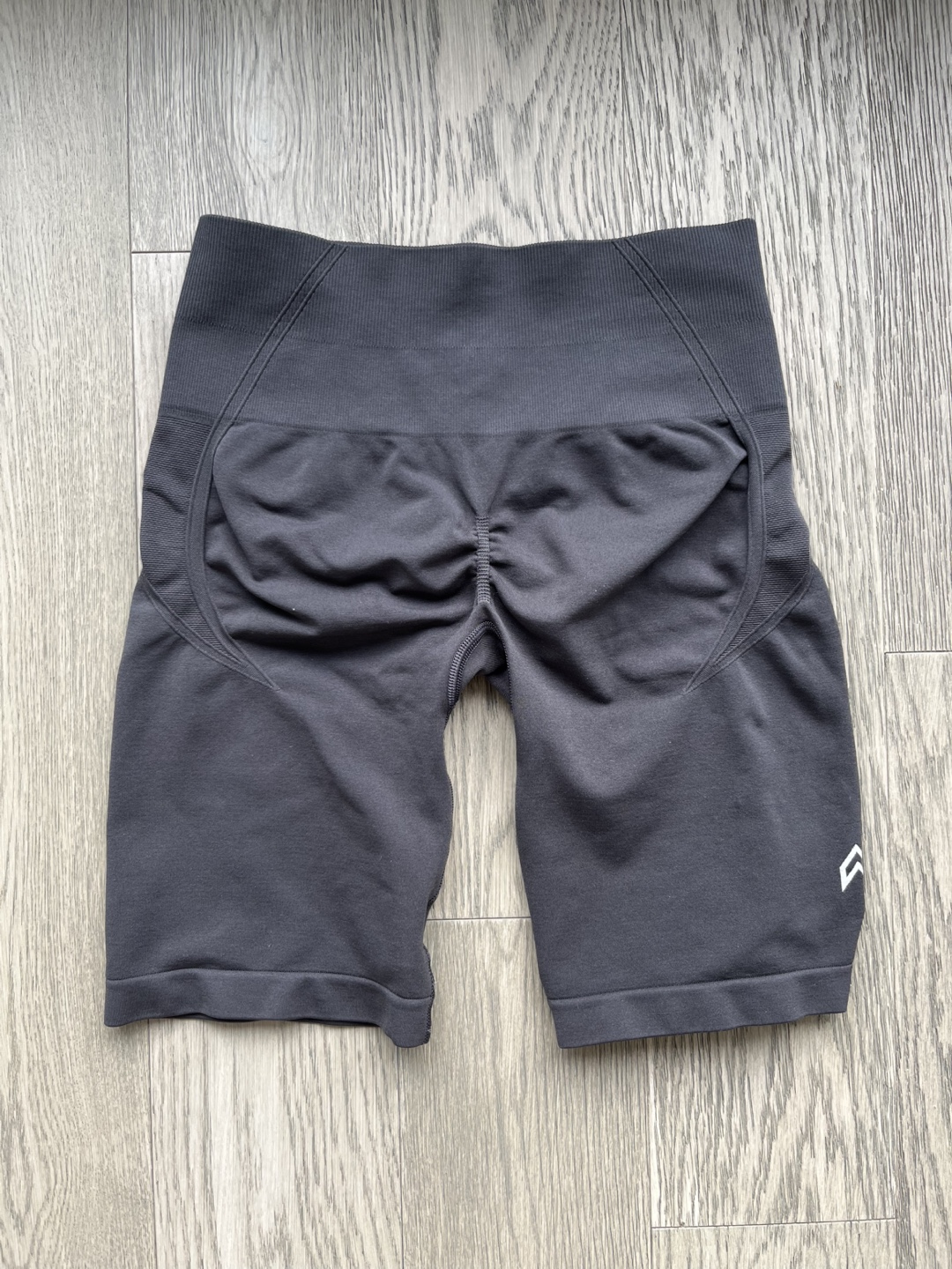 Oner Effortless Seamless Shorts (Coal, Small) - photo 2