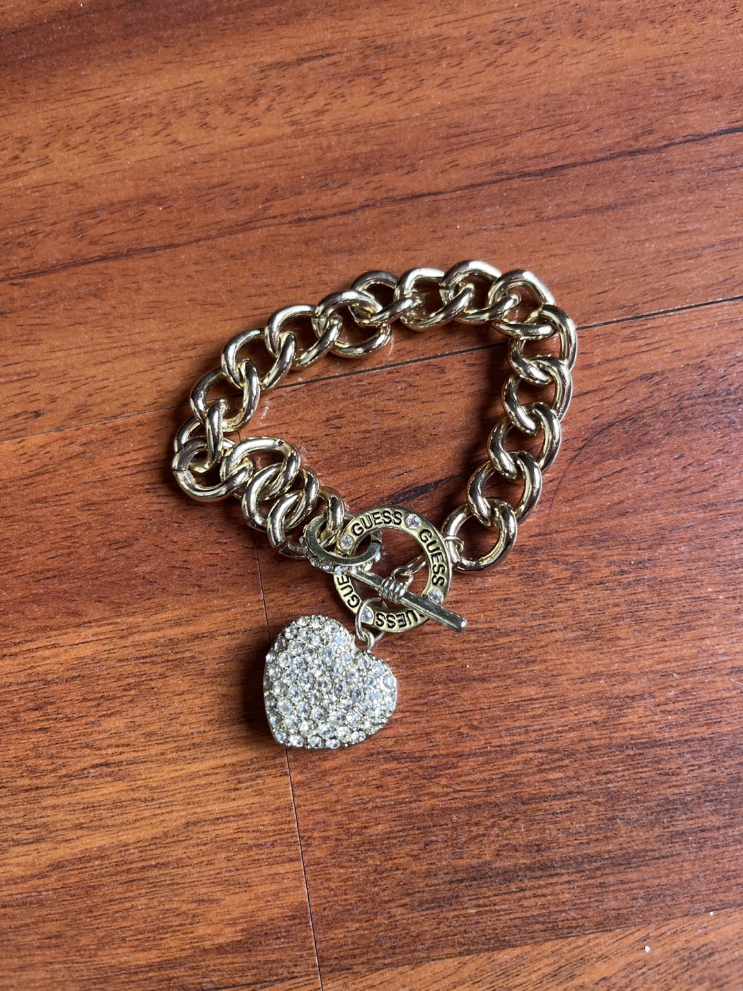 Guess Gold Chain Heart Bracelet