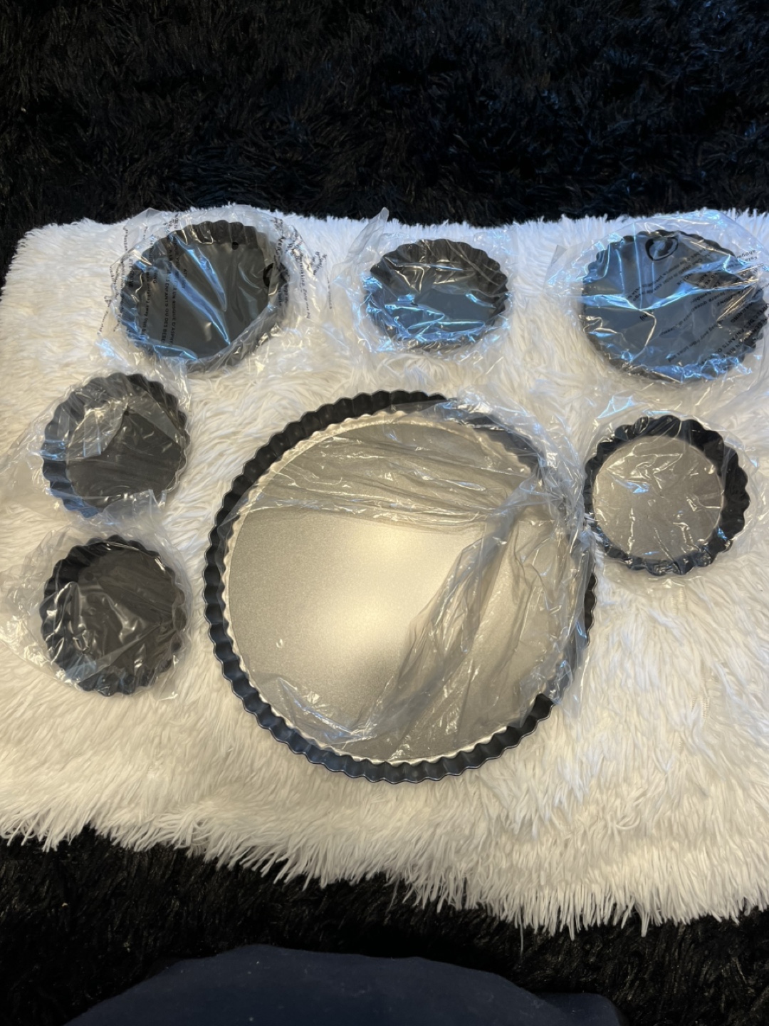 White Ceramic Gravy Boats - Set of 2 - photo 5