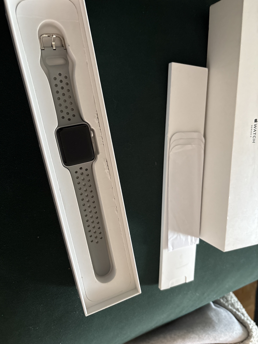 Apple Watch Series 3 - Box Included! - photo 2