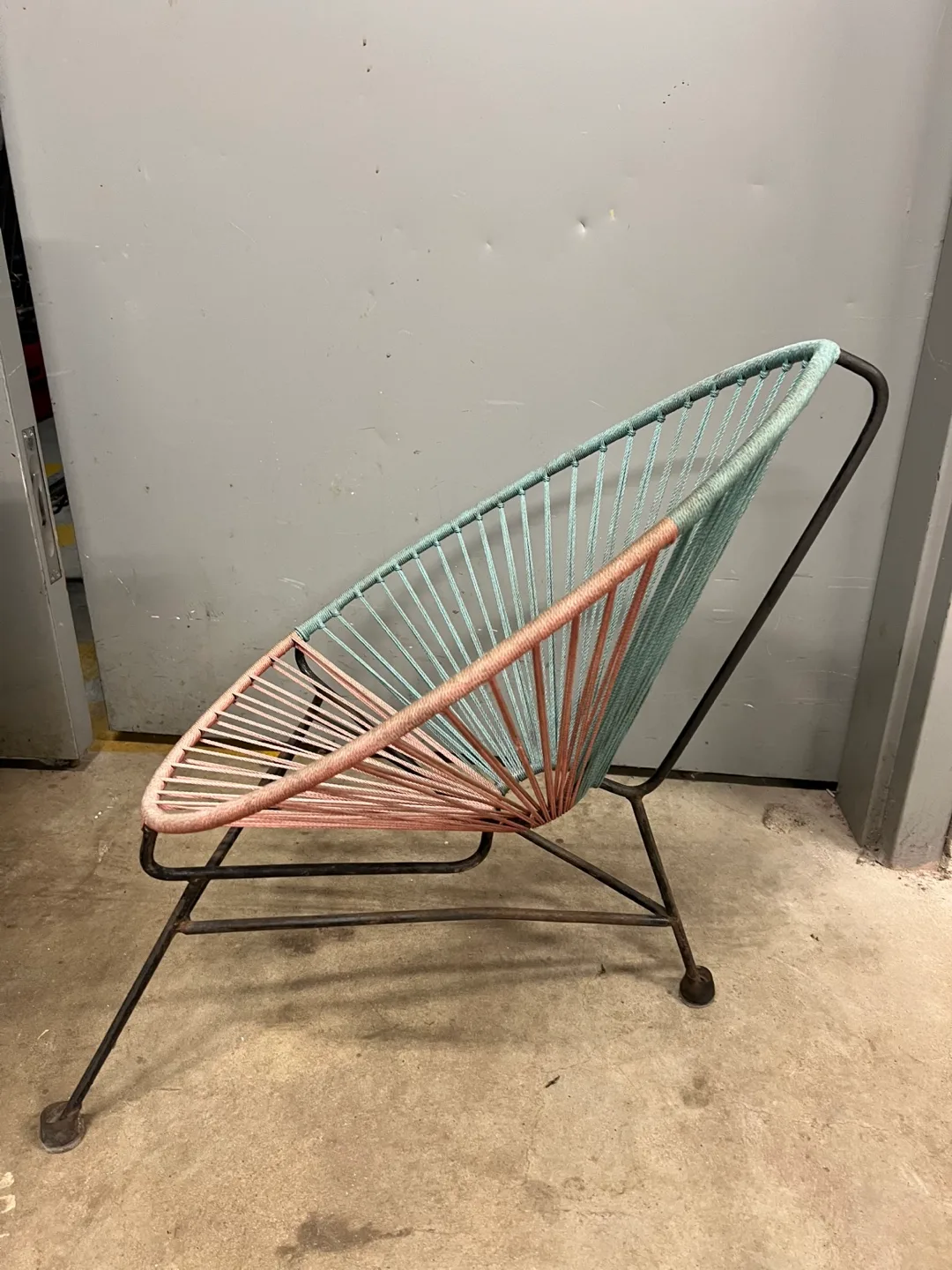 Retro Acapulco Style Chair image indicator(2)