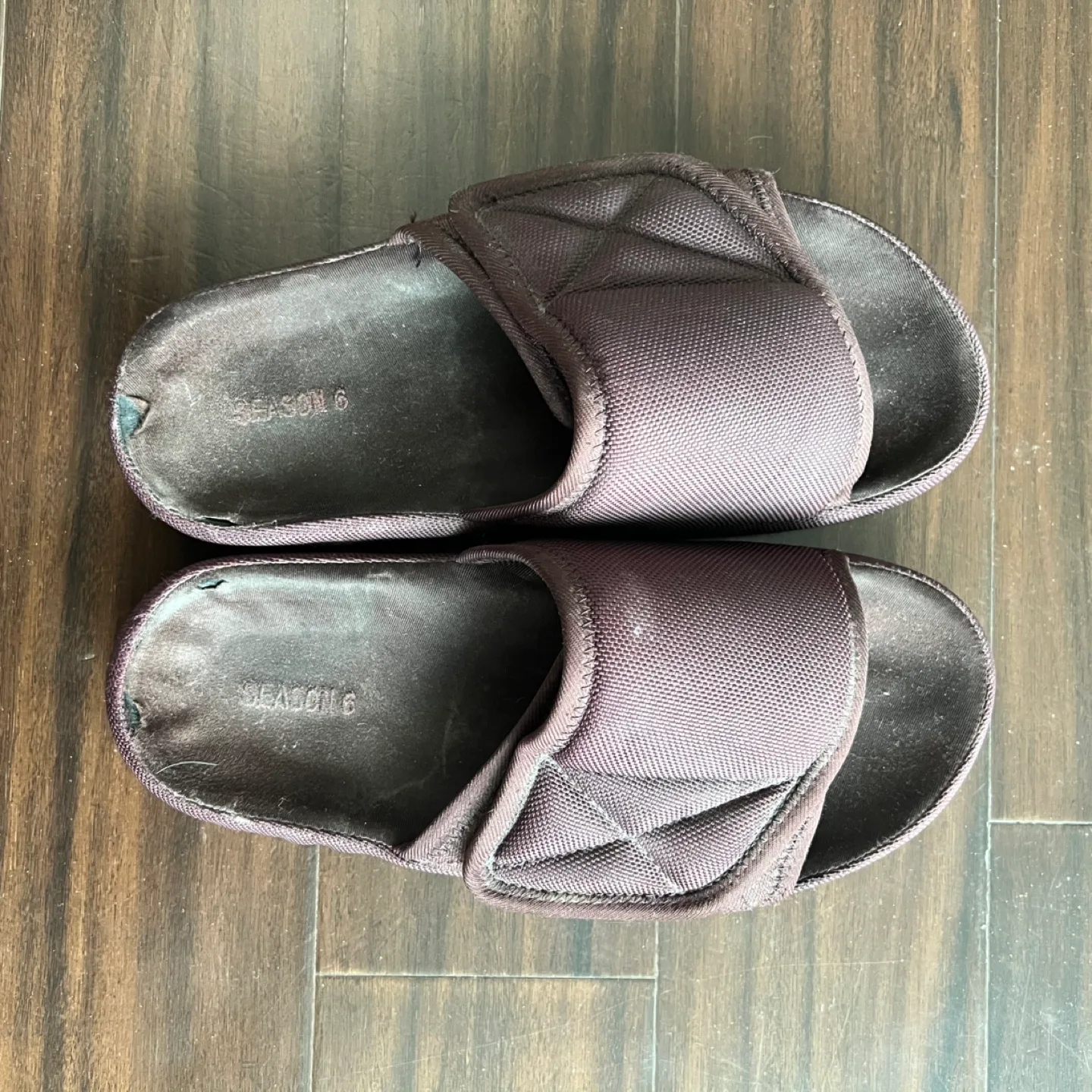 Yeezy season6 Slide mens size9 image indicator(3)