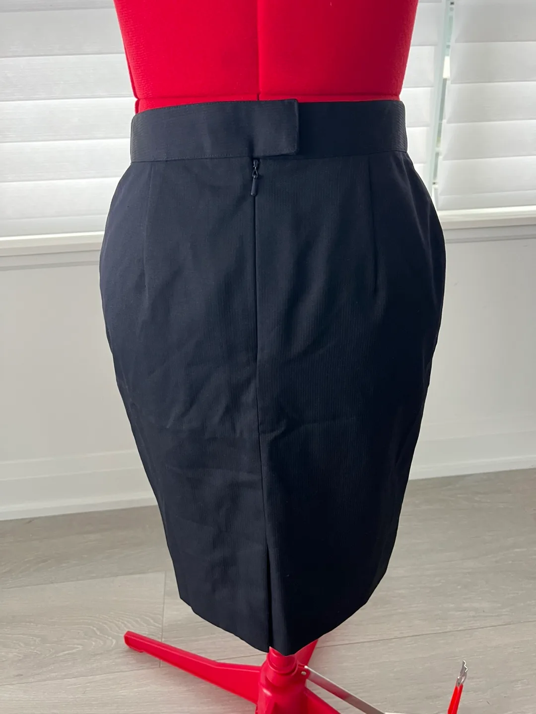 Black Pencil Skirt image indicator(2)