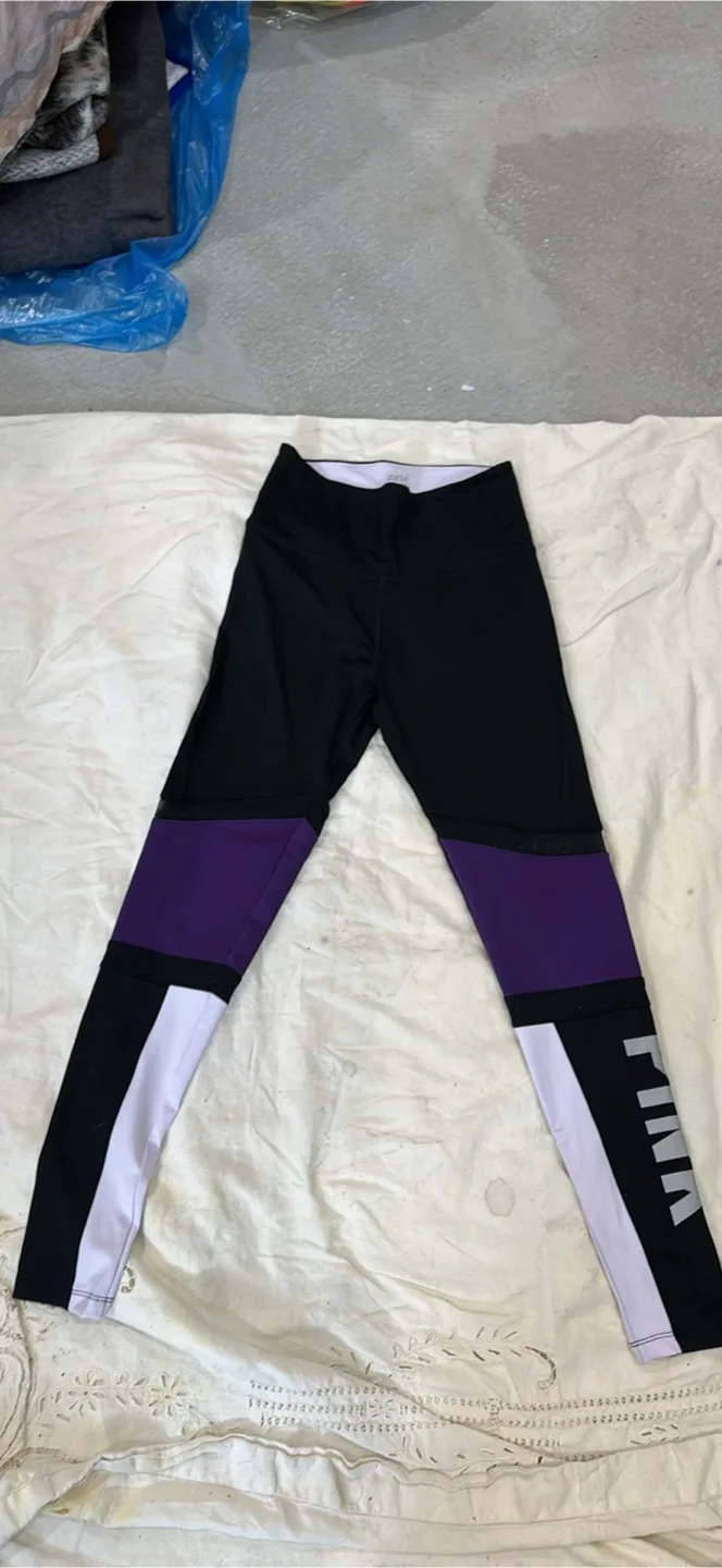Under Armour & Pink Leggings - Size Small thumbnail