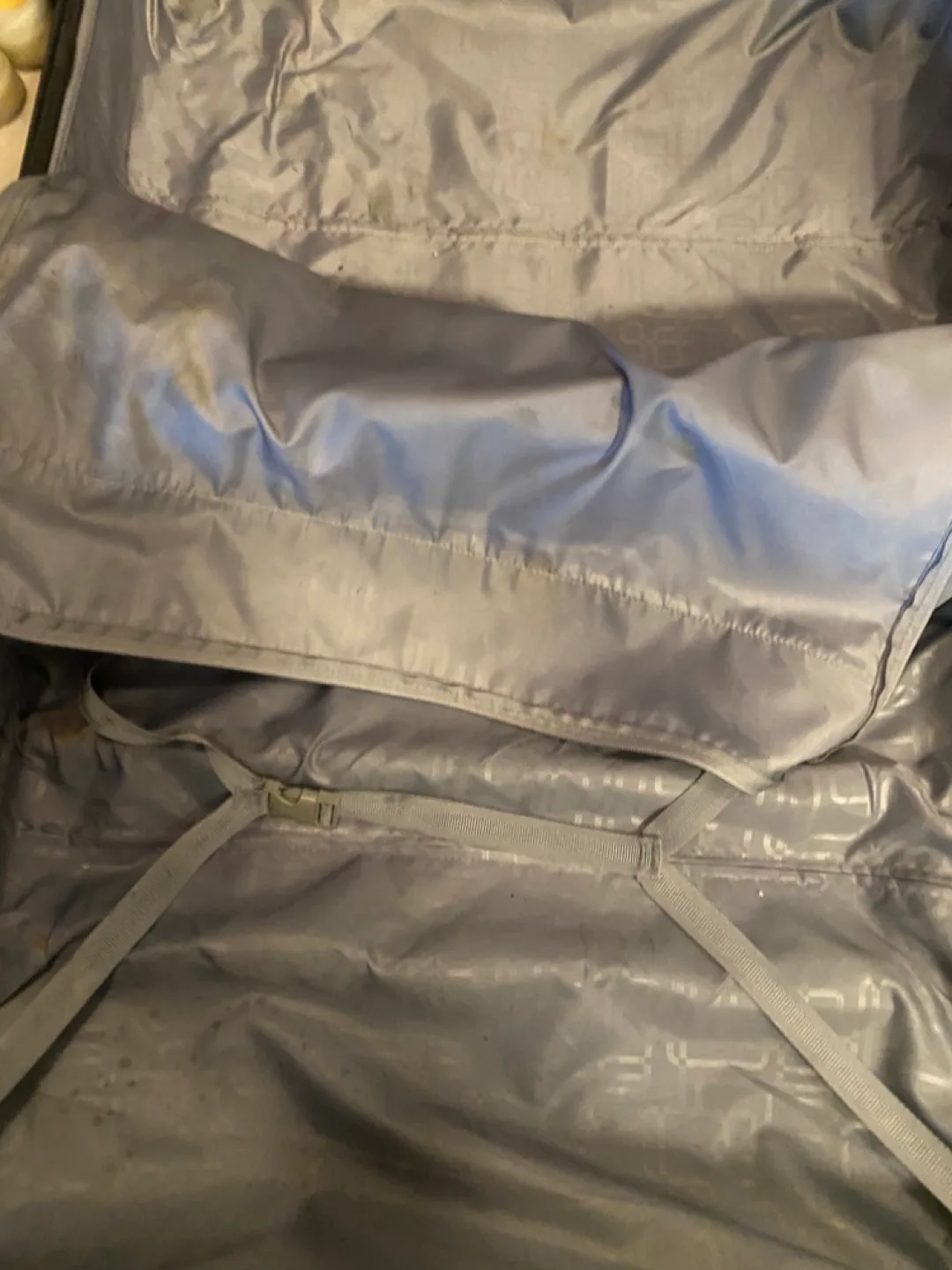 American Tourister Blue Hardside Suitcase image indicator(2)