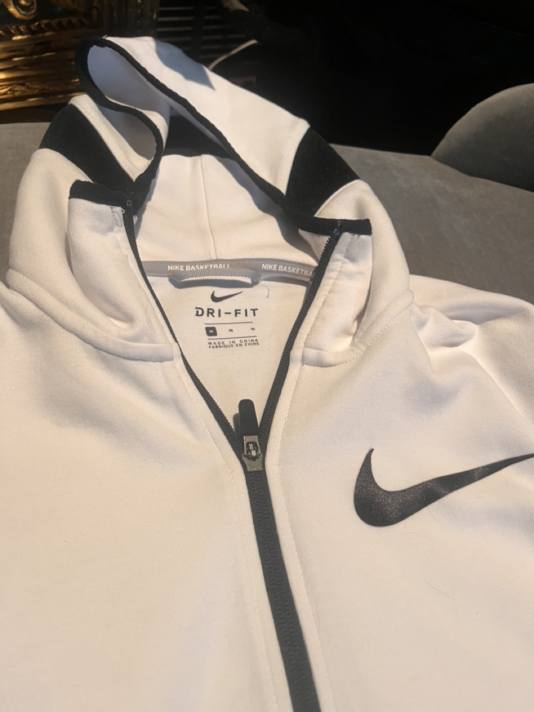 Nike Dri-FIT Basketball Hoodie - White, Size M - photo 2