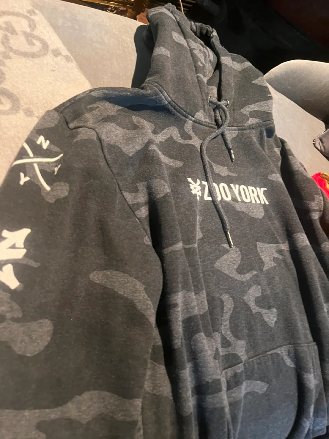 Zoo York Camo Hoodie - Size S thumbnail