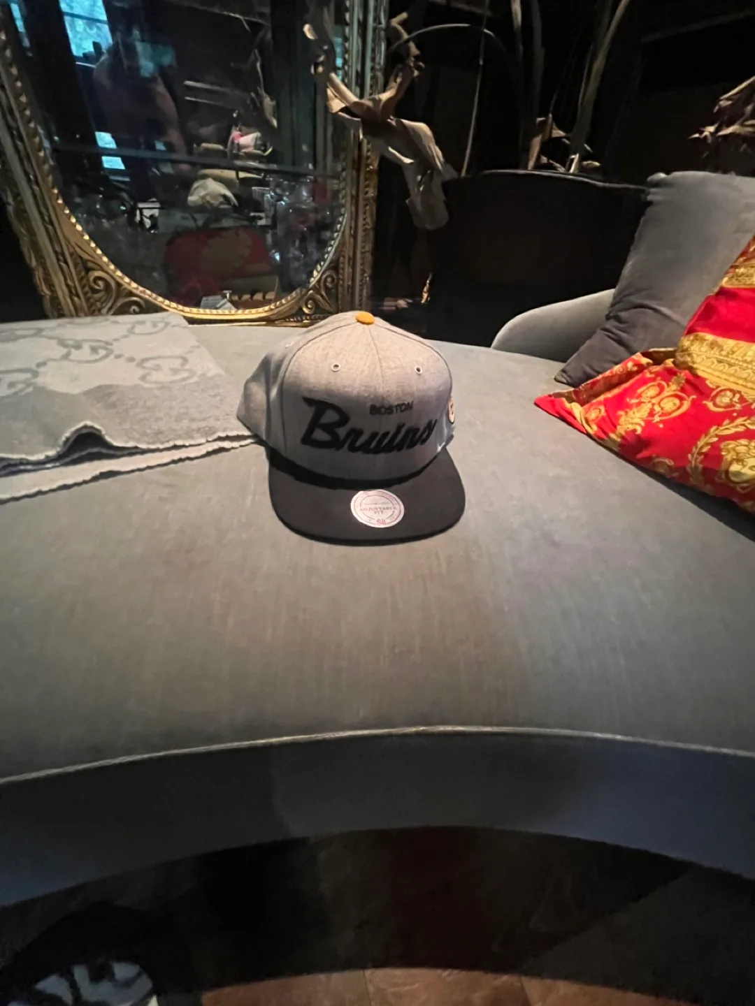 Mitchell & Ness Boston Bruins Snapback Cap thumbnail