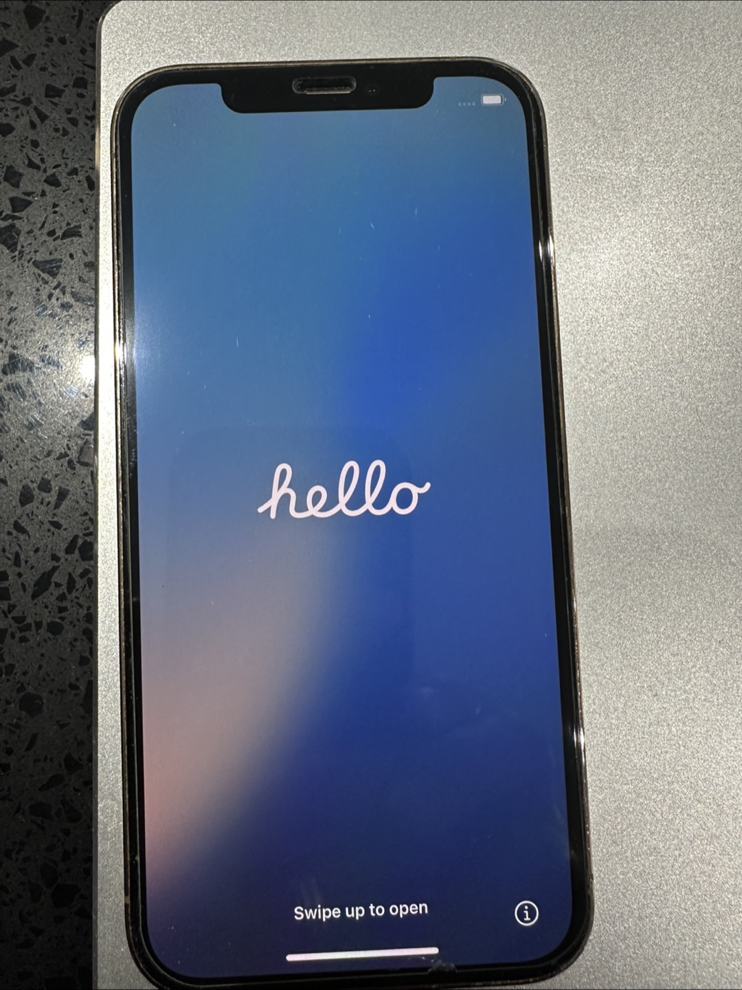 iPhone 12 Pro with accessories - photo 3