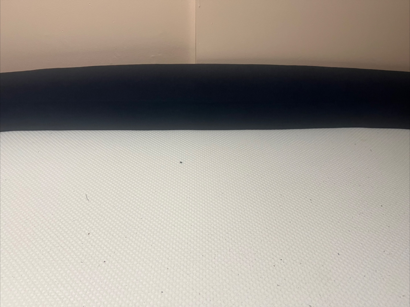 Twin sized mattress and bed frame - photo 2
