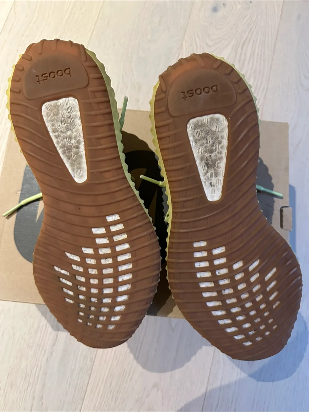 Adidas Yeezy Boost 350 V2 Yellow Zebra image indicator(3)