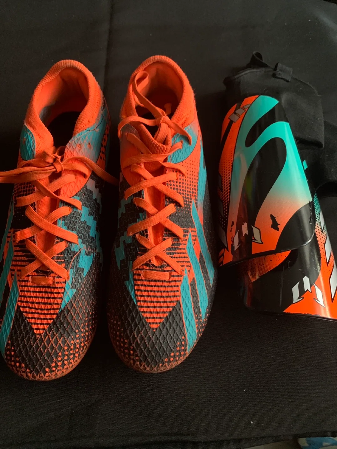 Adidas Messi Soccer Cleats US Size 7 thumbnail