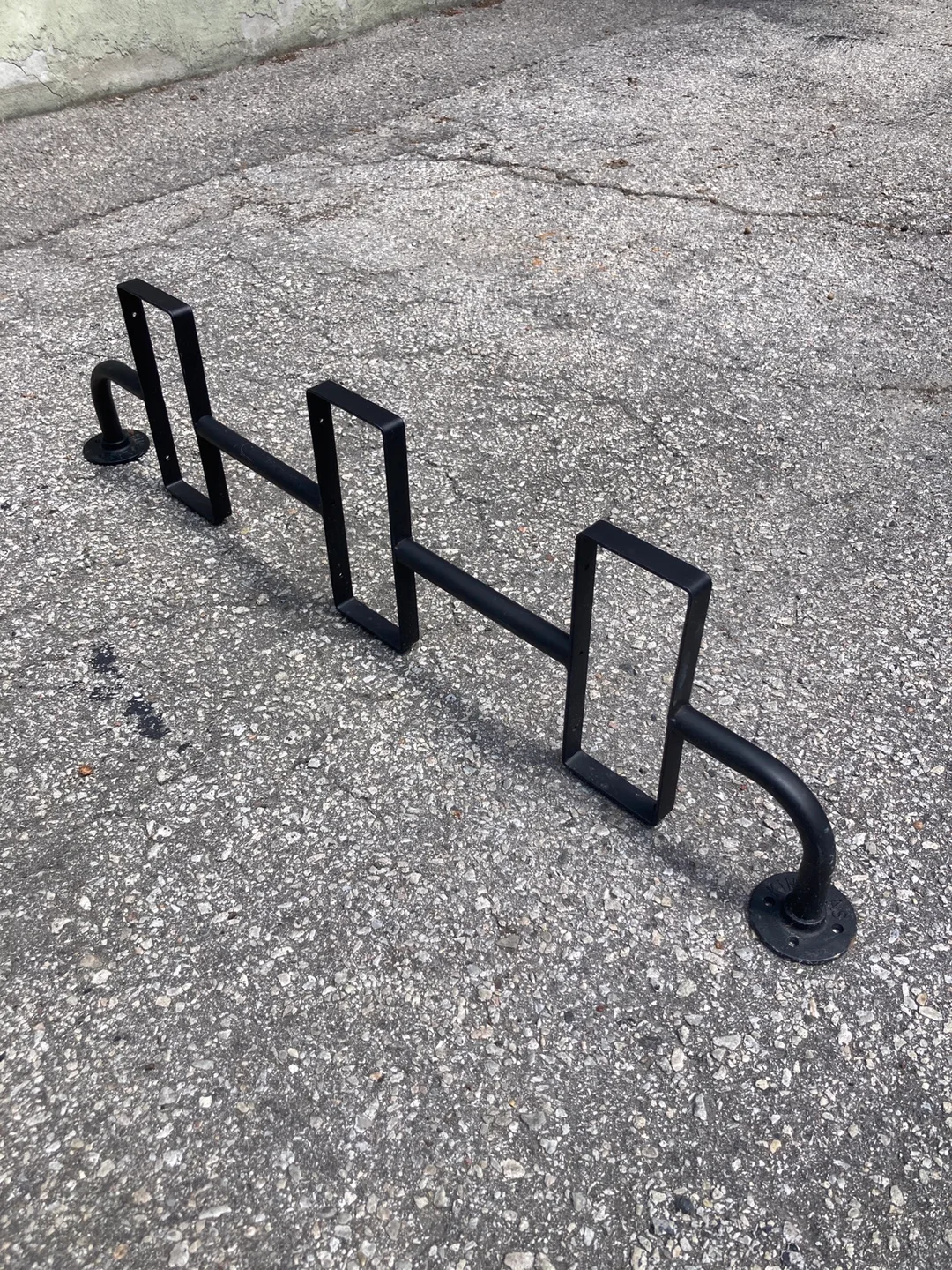 Black Metal Bike Rack thumbnail