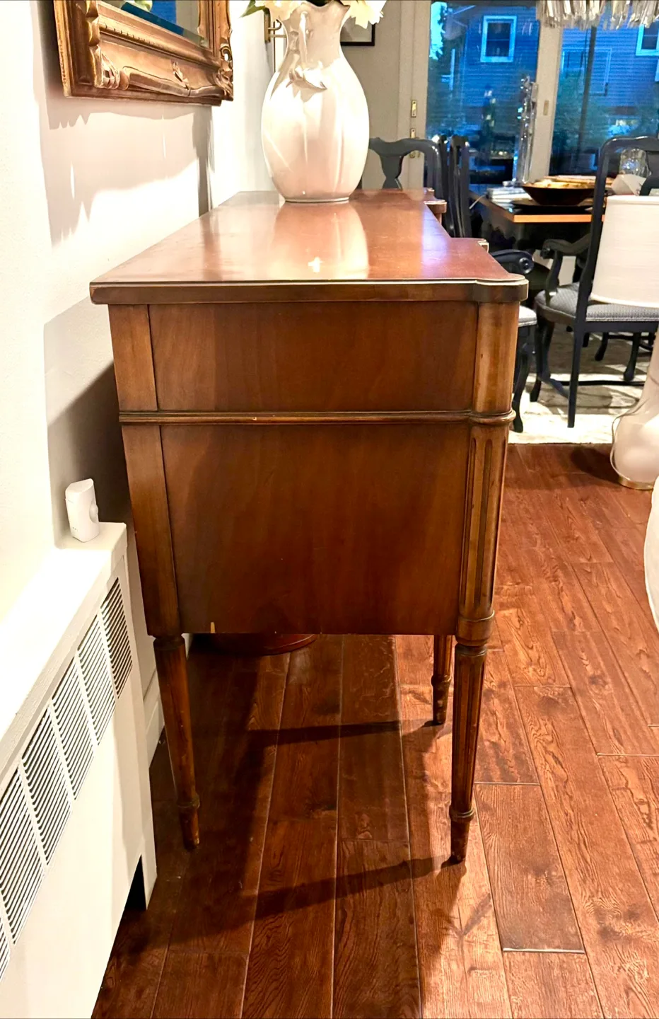 Wood Buffet Table image indicator(2)