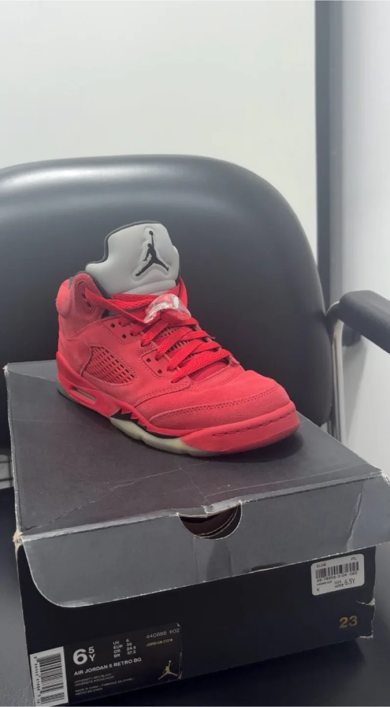 Air Jordan 5 Retro BG Red Suede Size 6.5Y thumbnail