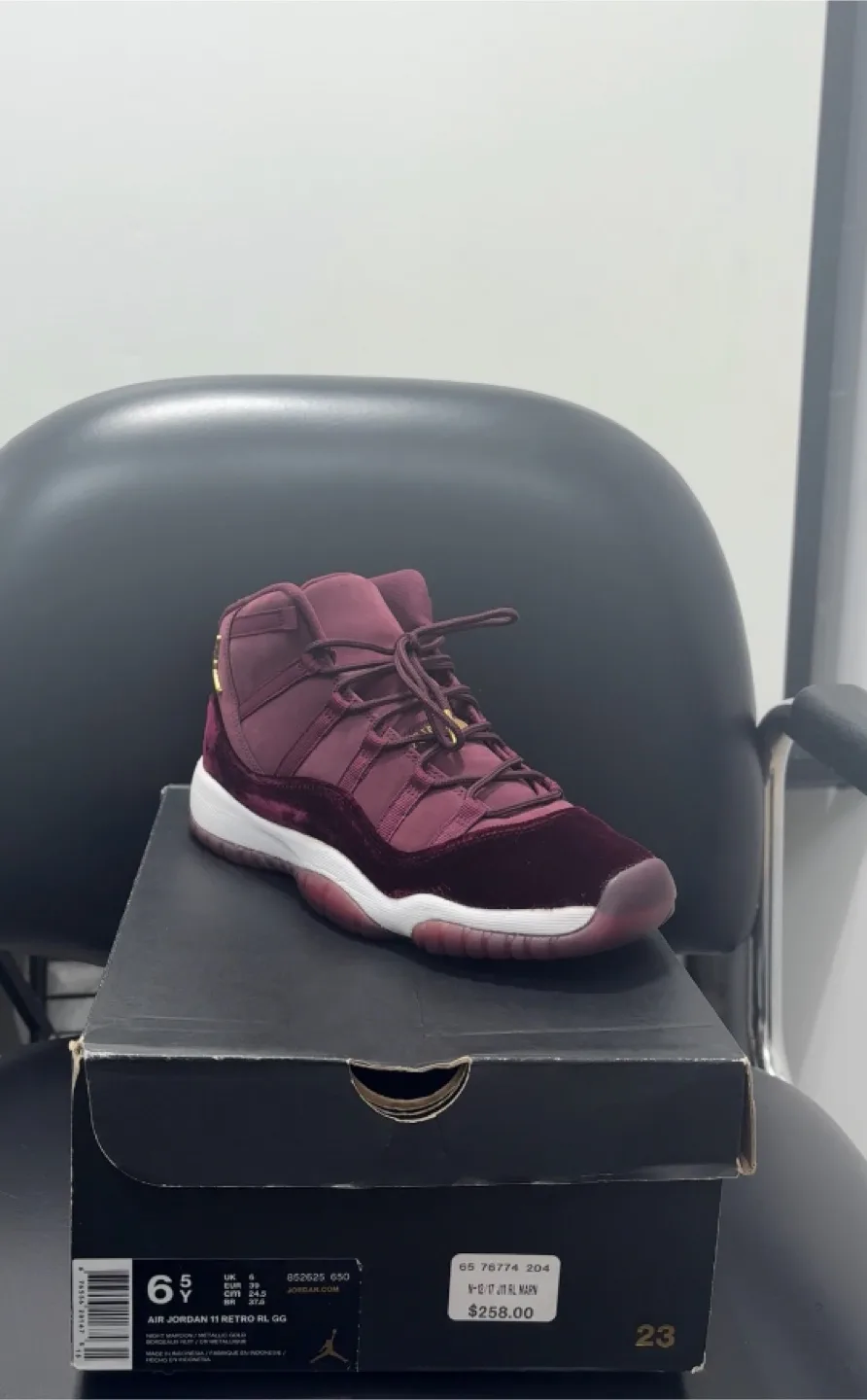 Air Jordan 11 Retro RL GG Velvet, Size 6.5Y thumbnail
