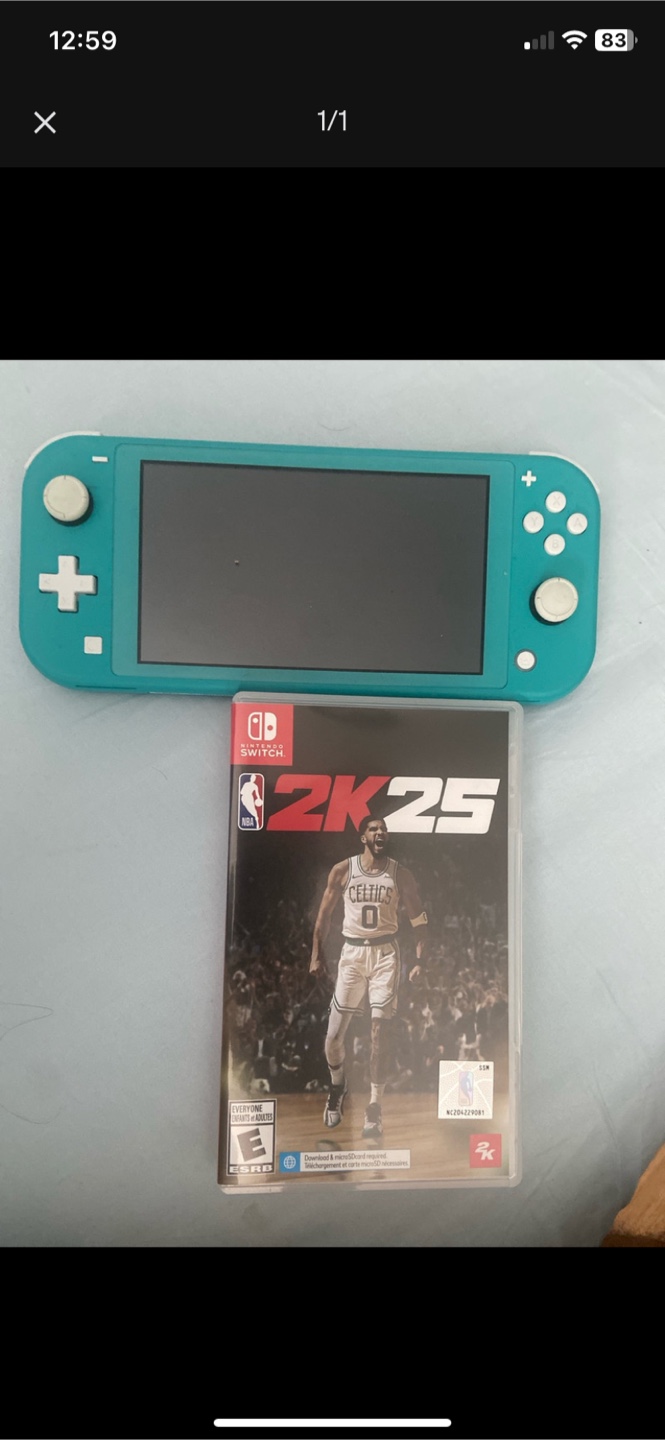 Nintendo Switch Lite  + NBA 2K25