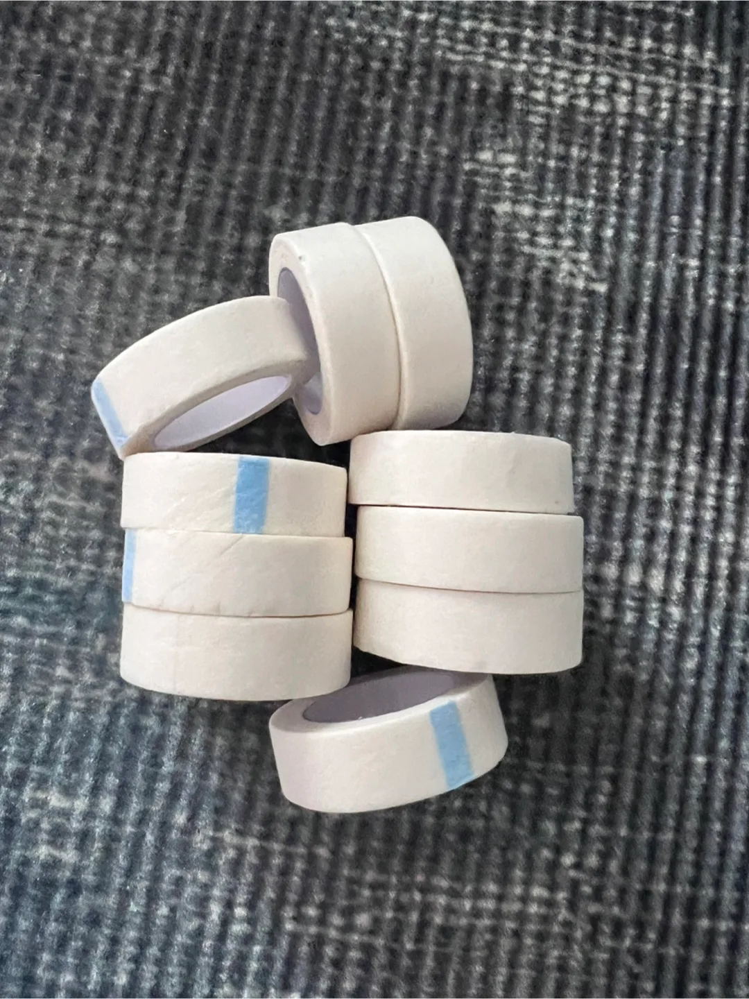 Lash extension tape thumbnail