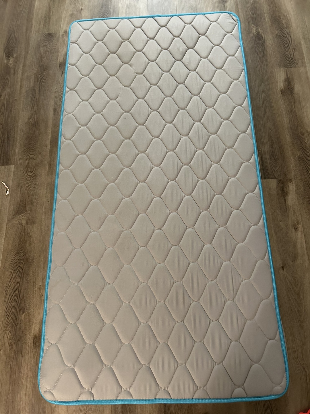 Linenspa Twin Mattress : Bonnell Spring with Foam Layer - photo 3