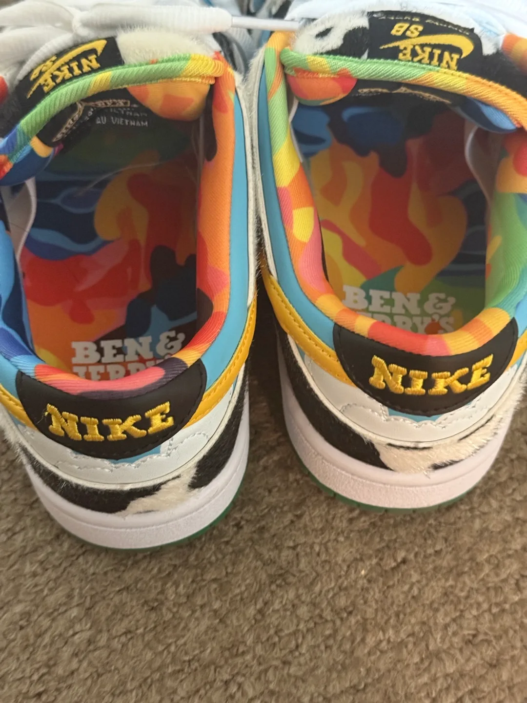 Nike shoes image indicator(2)