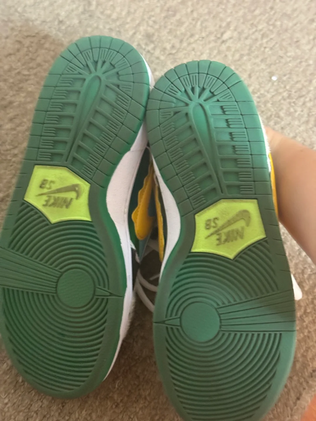 Nike shoes image indicator(5)