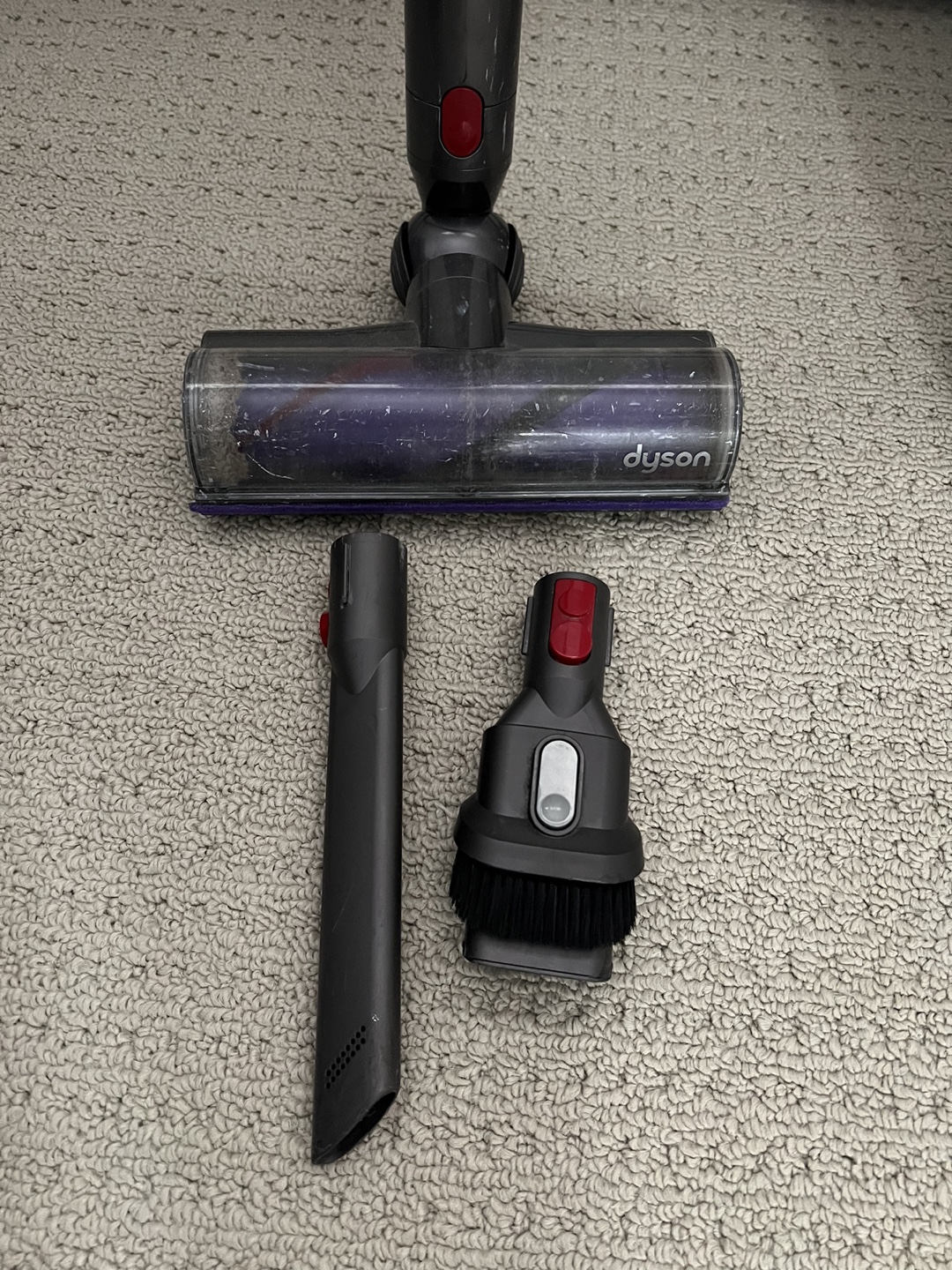Dyson V8 Animal Cordless Vacuum - photo 2