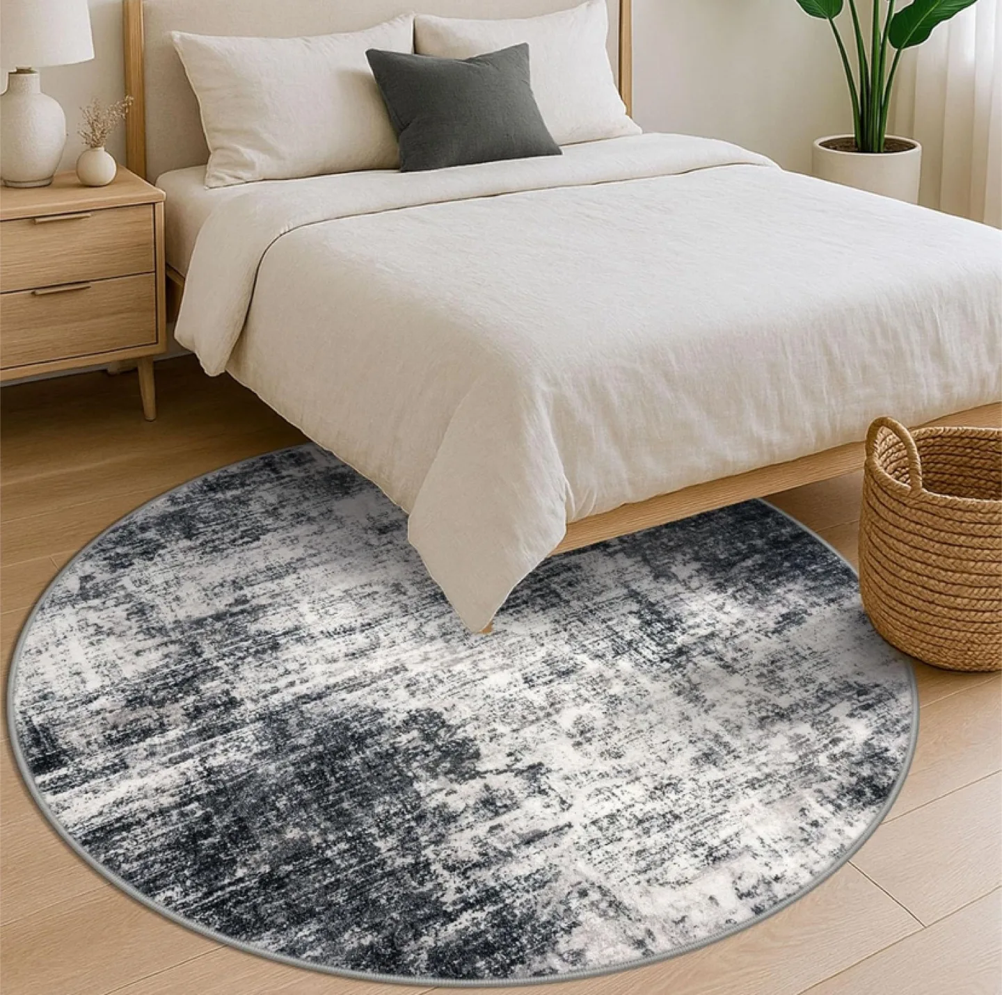 6.11 ft Round Area Rug - Black & White image indicator(6)