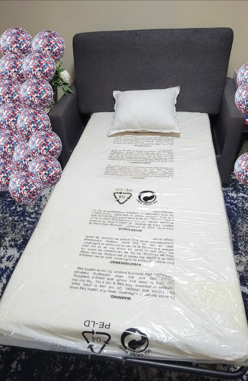 Gray Sofa Bed image indicator(5)