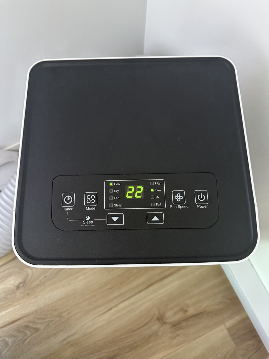 Insignia Portable Air Conditioner - photo 3