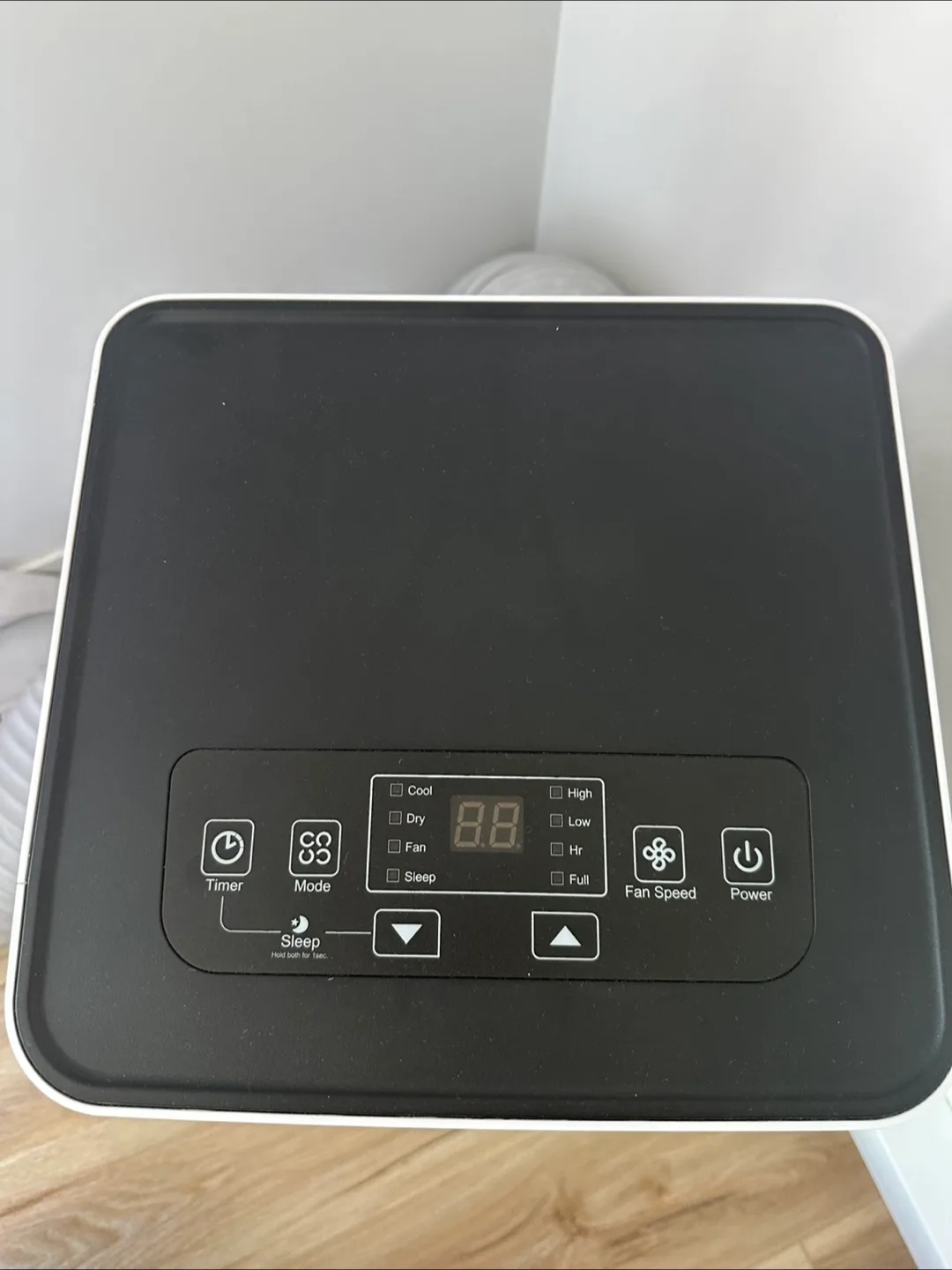 Insignia Portable Air Conditioner image indicator(2)