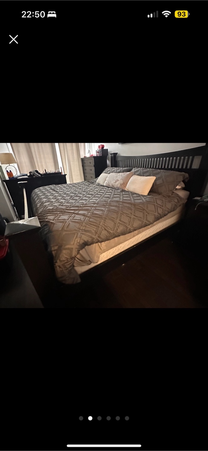 King Size Bed Frame & Mattress $150 - photo 2